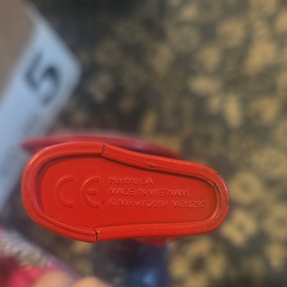 Hasbro Action Figure with Red and Blue Colors - Picture 4 of 4